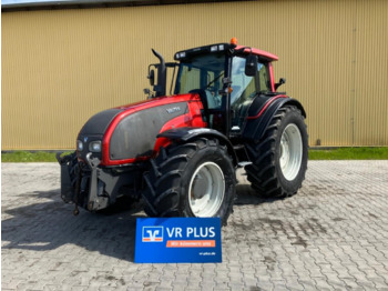 Traktor VALTRA T-series