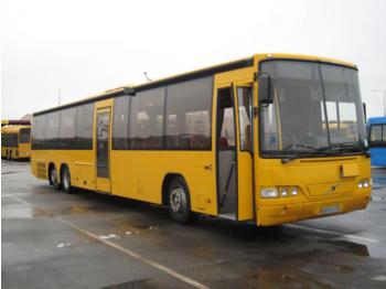 Volvo CARRUS B10 BLE - Prímestský autobus