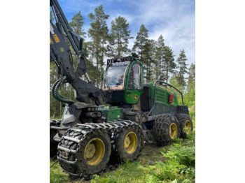 Lesnícky harvestor JOHN DEERE