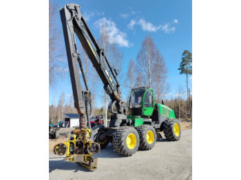 John Deere 1270 G  - Lesnícky harvestor