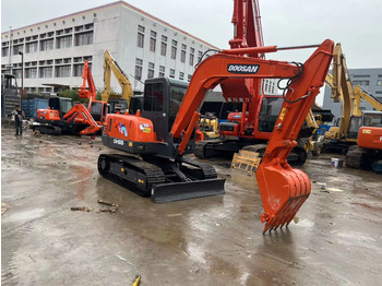 Pásové rýpadlo Cheap price doosan dh55 dh60 good condition used excavator for sale: obrázok 4