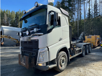 Hákový nosič kontajnerov VOLVO FH 540