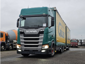 Plachtové nákladné vozidlo SCANIA S 450