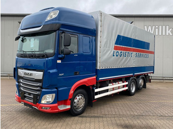 Plachtové nákladné vozidlo DAF XF 430