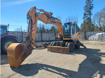 Kolesové rýpadlo LIEBHERR A 900