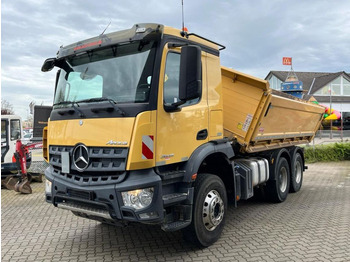 Sklápač MERCEDES-BENZ Arocs 2643