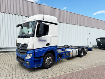 Podvozek s kabinou MERCEDES-BENZ Actros 2540