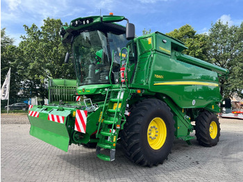 Obilný kombajn JOHN DEERE T660