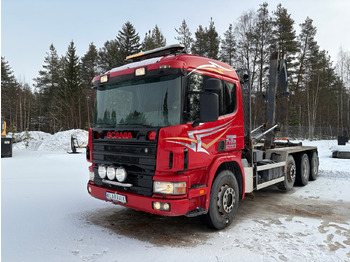 Hákový nosič kontajnerov SCANIA P124