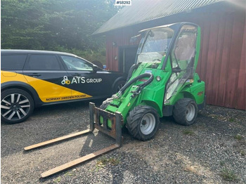 Nakladač Avant 528 - Skid steer (SEE VIDEO): obrázok 3