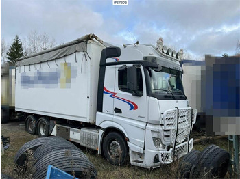 Skříňový nákladní auto MERCEDES-BENZ Actros