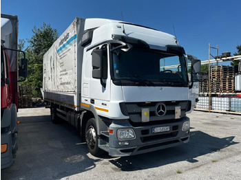 Plachtové nákladné vozidlo MERCEDES-BENZ Actros 1836