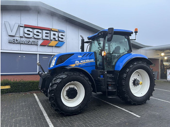 Traktor NEW HOLLAND T7