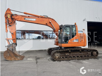 Pásové rýpadlo DOOSAN DX235