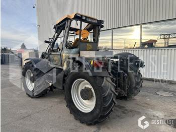 Traktor JCB Fastrac 2135 4WS: obrázok 2