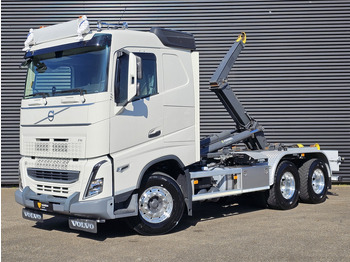 Hákový nosič kontajnerov VOLVO FH 460