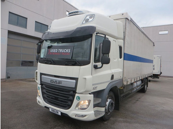 Plachtové nákladné vozidlo DAF CF 320