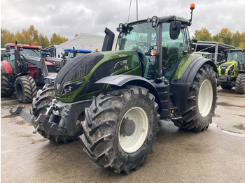 Traktor VALTRA T234