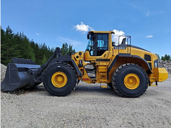 Kolesový nakladač VOLVO L220H