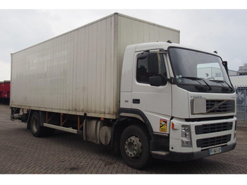 Skříňový nákladní auto Volvo FM9.260: obrázok 3