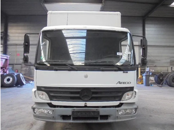 Skříňový nákladní auto Mercedes-Benz Atego 815: obrázok 3