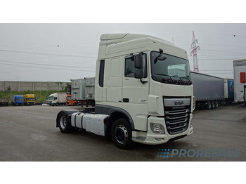 Ťahač DAF XF 460