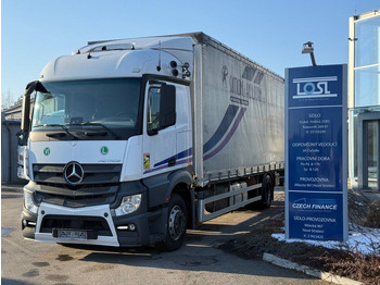 Plachtové nákladné vozidlo MERCEDES-BENZ Actros 1830