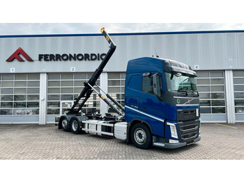 Hákový nosič kontajnerov VOLVO FH 460