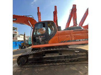 Pásové rýpadlo DOOSAN DX300LC