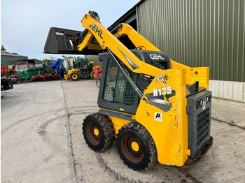 Šmykom riadený nakladač Gehl R 135 Skid Steer: obrázok 2