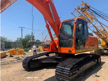 Pásové rýpadlo DOOSAN DX300