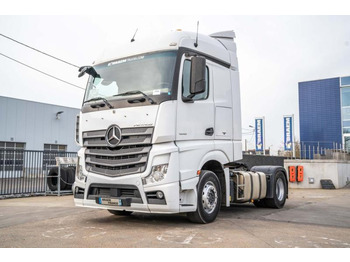 Ťahač MERCEDES-BENZ Actros 1845