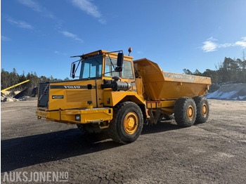 Leasing  2001 Volvo A20C 6X6 DUMPER SERVICEHISTORIKK. 2001 Volvo A20C 6X6 DUMPER SERVICEHISTORIKK.: obrázok 1