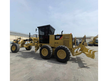 Zrovnávač Low Working Hours Used Japan Motor Grader caterpillar 140h Grader cat 140H motor grader for sale: obrázok 4