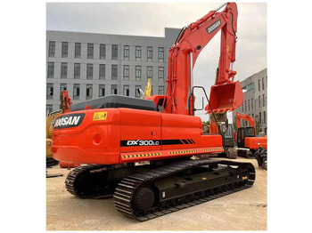 Pásové rýpadlo DOOSAN DX300LC