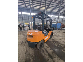 Dieselový vysokozdvižný vozík Original japan second hand toyota fd30 in good condition used forklift for sale in shanghai: obrázok 5