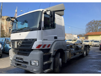 Hákový nosič kontajnerov MERCEDES-BENZ Axor 2543