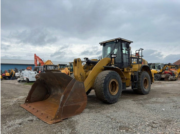 Kolesový nakladač CATERPILLAR 962K