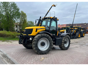 Traktor JCB