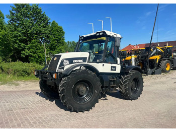 Traktor JCB