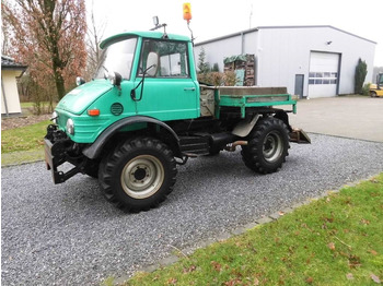 Komunálne/ Špeciálne stroje UNIMOG