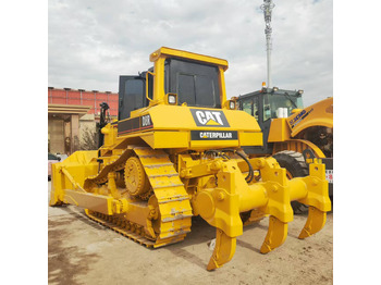 Buldozér CATERPILLAR D8R