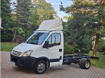 Podvozek s kabinou IVECO Daily 35C15