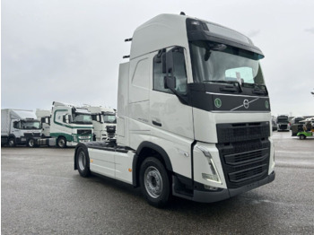 Ťahač VOLVO FH13 500