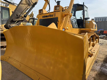 Buldozér KOMATSU D155