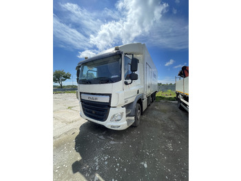 Izotermický nákladní automobil DAF CF 440