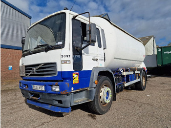 Cisternové vozidlo VOLVO FL 250