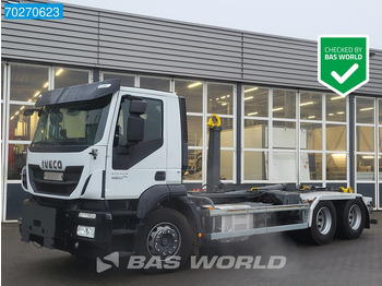 Hákový nosič kontajnerov IVECO Stralis 460