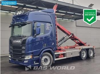 Hákový nosič kontajnerov SCANIA R 730