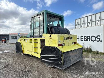 Cestný valec AMMANN AP240H 8 Wheel Compacteur Vibrant Tandem: obrázok 2